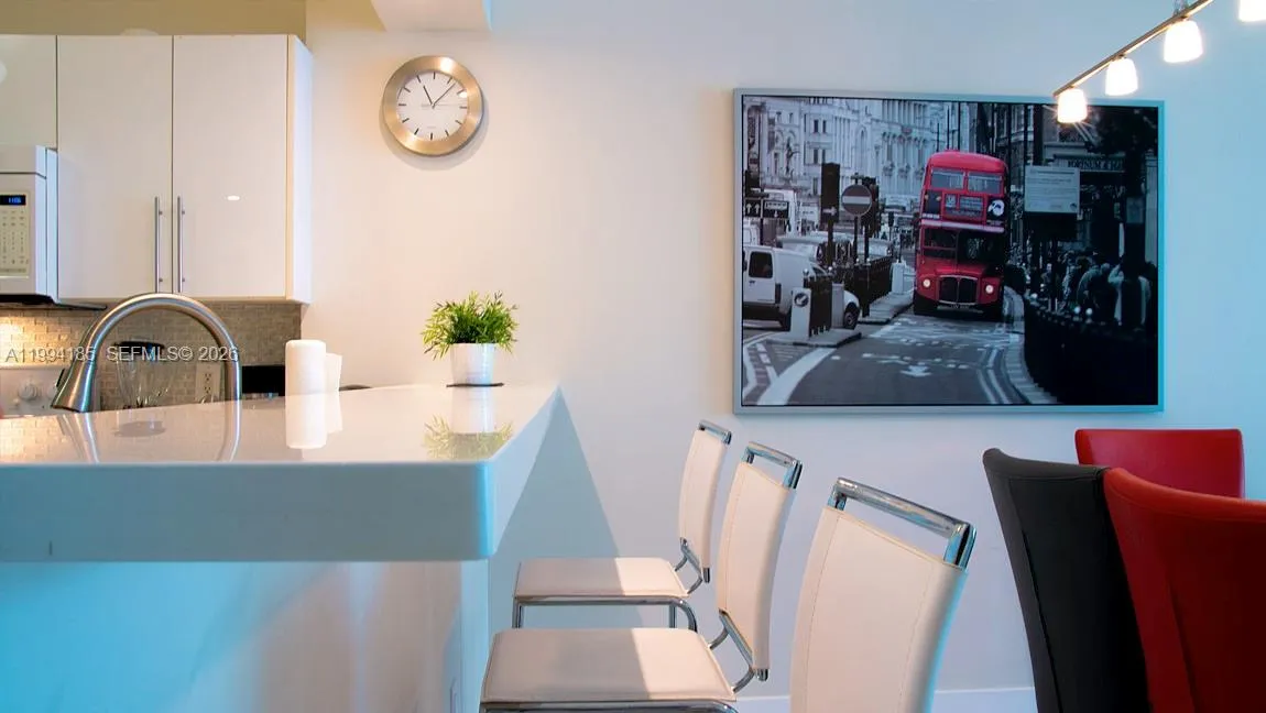 Sunny Isles Beach, Florida 33160, 2 Bedrooms Bedrooms, ,2 BathroomsBathrooms,Residential Lease,For Rent,A11994185