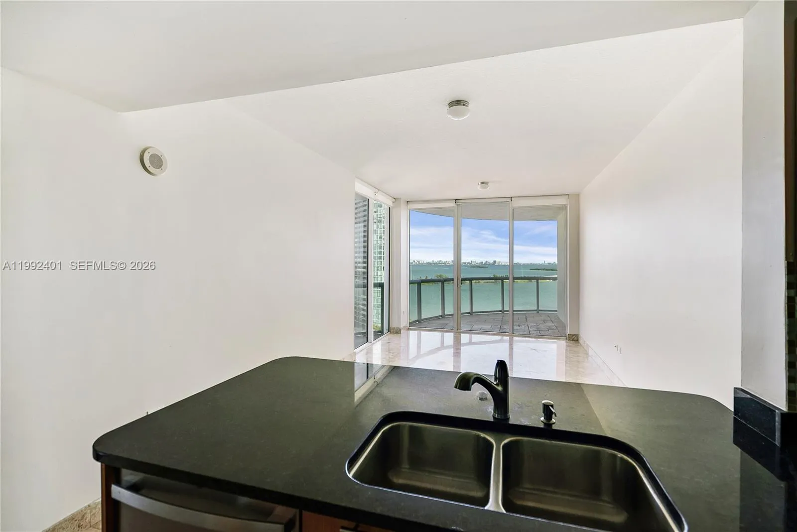 480 Ne 30th St 1502, Miami, Florida 33137, Miami, Florida 33137, 1 Bedroom Bedrooms, ,1 BathroomBathrooms,Residential Lease,For Rent,480 Ne 30th St 1502, Miami, Florida 33137,A11992401