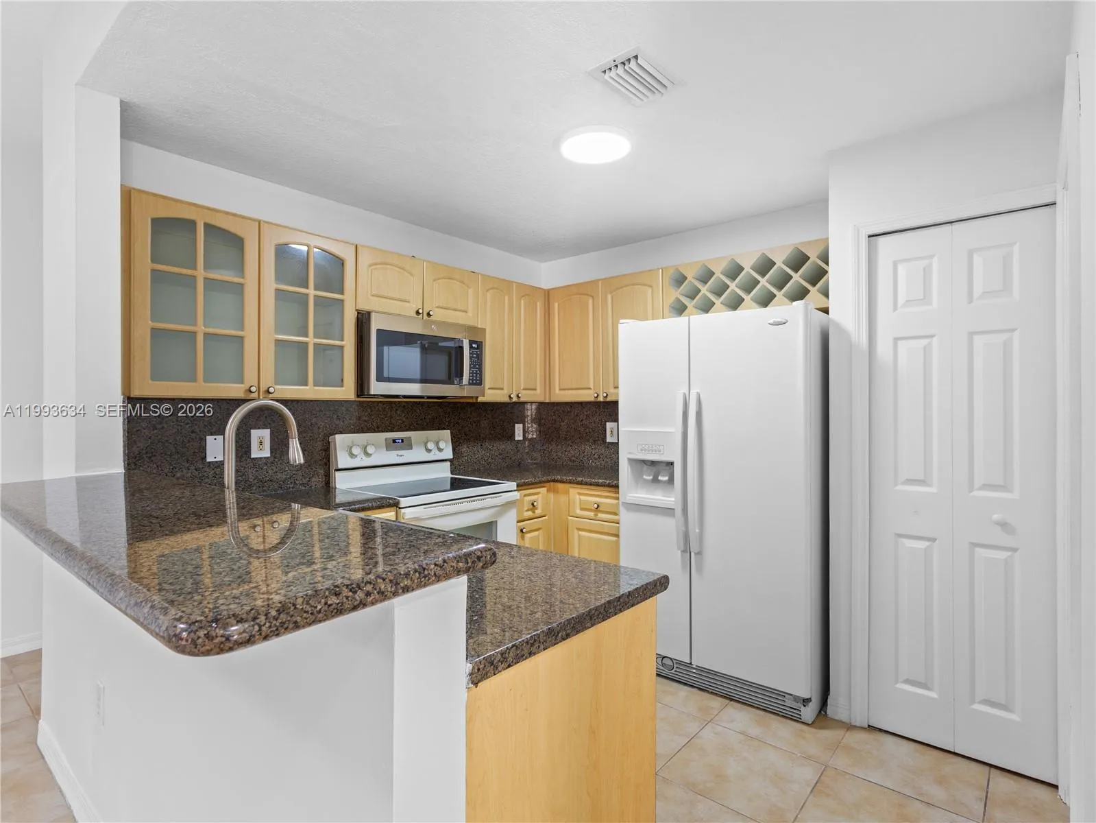 6201 Nw 114th Pl 249, Doral, Florida 33178, Doral, Florida 33178, 3 Bedrooms Bedrooms, ,2 BathroomsBathrooms,Residential Lease,For Rent,6201 Nw 114th Pl 249, Doral, Florida 33178,A11993634