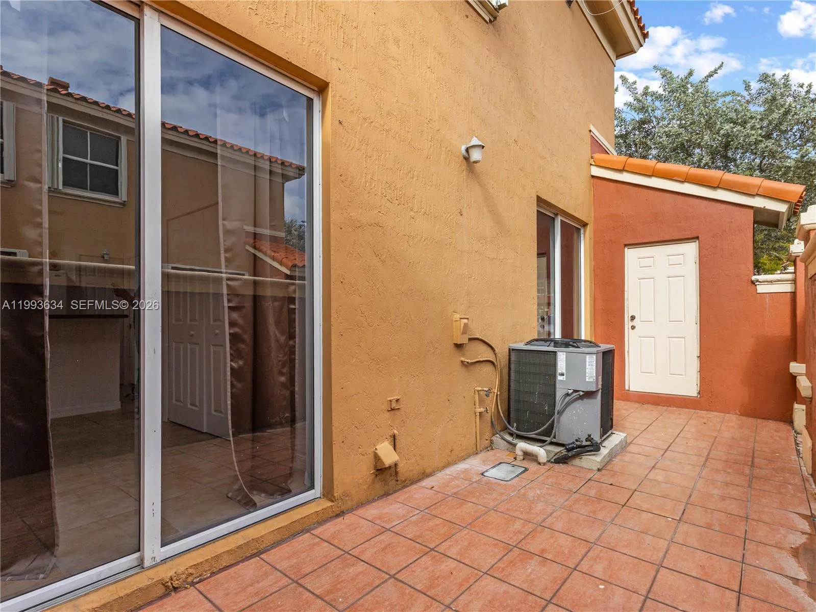 6201 Nw 114th Pl 249, Doral, Florida 33178, Doral, Florida 33178, 3 Bedrooms Bedrooms, ,2 BathroomsBathrooms,Residential Lease,For Rent,6201 Nw 114th Pl 249, Doral, Florida 33178,A11993634