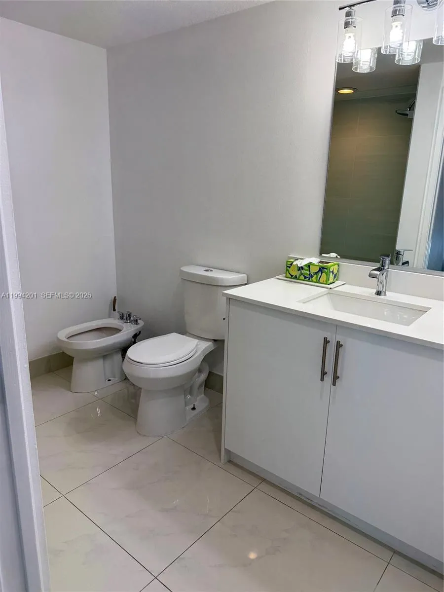 Sunny Isles Beach, Florida 33160, 2 Bedrooms Bedrooms, ,2 BathroomsBathrooms,Residential Lease,For Rent,A11994201