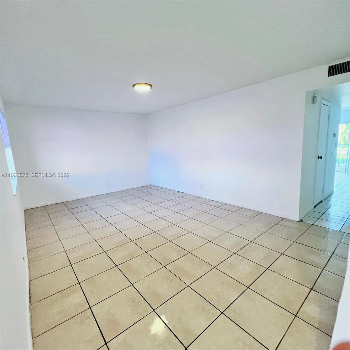 5721 Blueberry Ct 125, Lauderhill, Florida 33313, Lauderhill, Florida 33313, 4 Bedrooms Bedrooms, ,2 BathroomsBathrooms,Residential,For Sale,5721 Blueberry Ct 125, Lauderhill, Florida 33313,A11993575