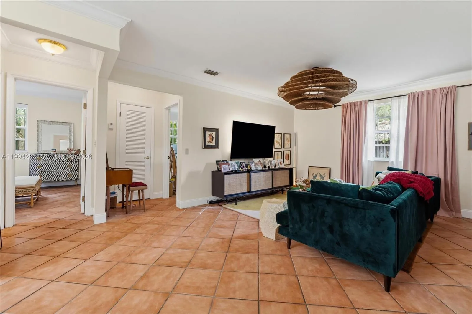 3147 Mcdonald St, Miami, Florida 33133, Miami, Florida 33133, ,Residential Income,For Sale,3147 Mcdonald St, Miami, Florida 33133,A11994205