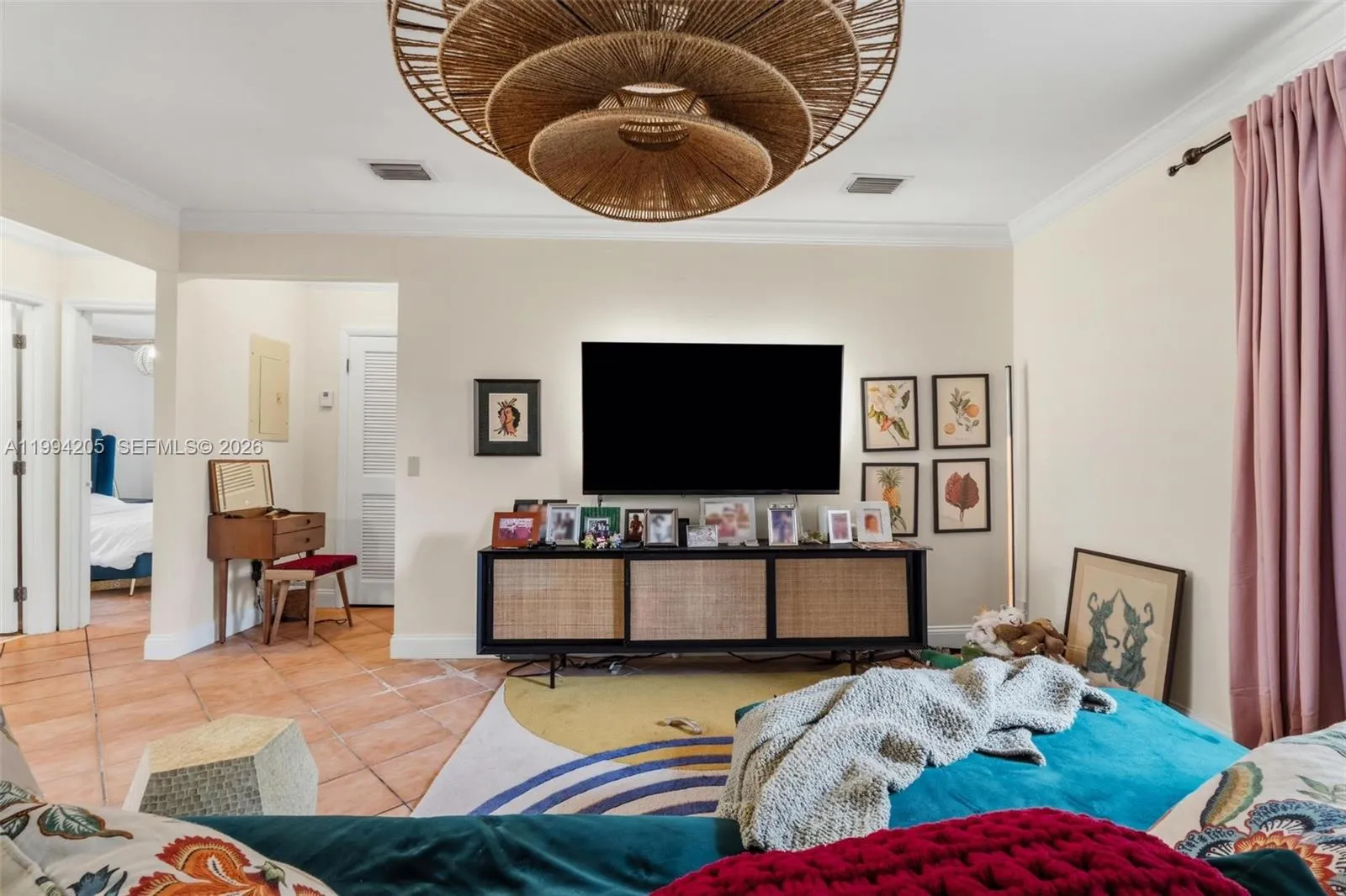 3147 Mcdonald St, Miami, Florida 33133, Miami, Florida 33133, ,Residential Income,For Sale,3147 Mcdonald St, Miami, Florida 33133,A11994205