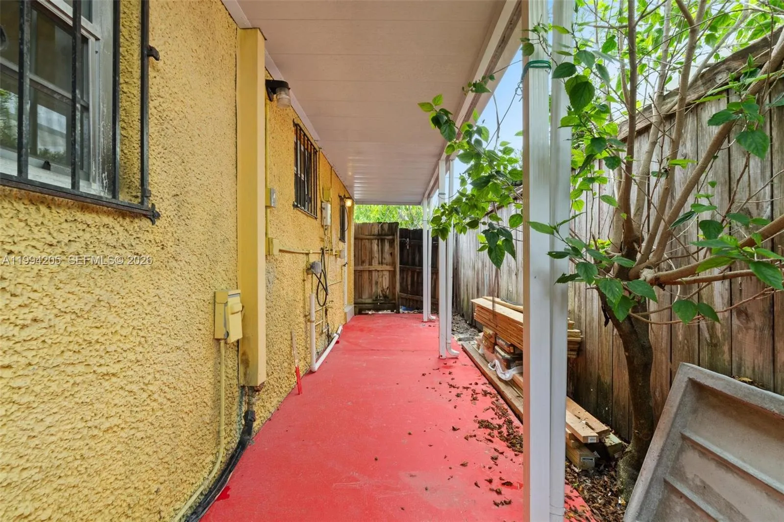 3147 Mcdonald St, Miami, Florida 33133, Miami, Florida 33133, ,Residential Income,For Sale,3147 Mcdonald St, Miami, Florida 33133,A11994205