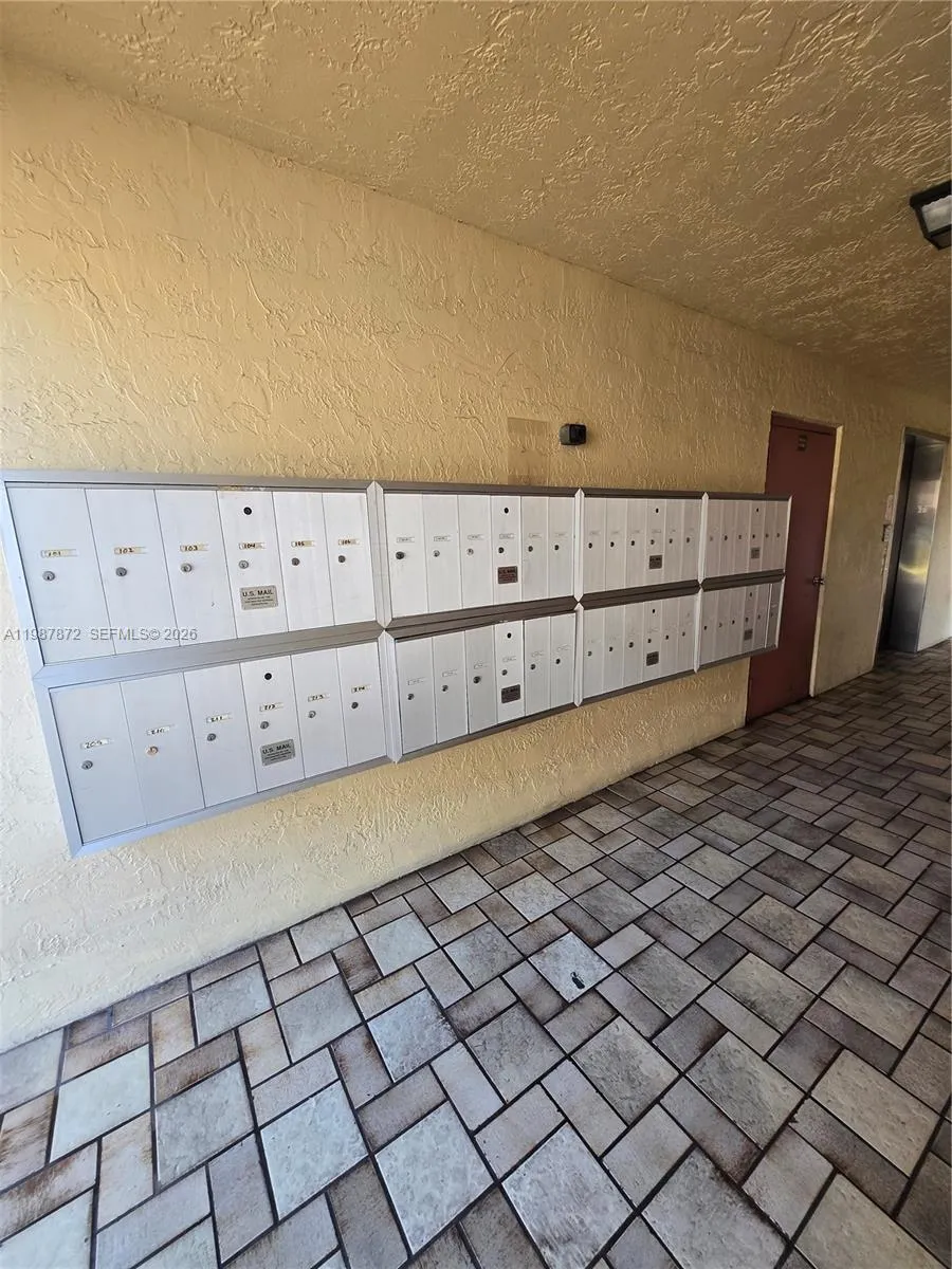 3400 Foxcroft Rd 209, Miramar, Florida 33025, Miramar, Florida 33025, 2 Bedrooms Bedrooms, ,2 BathroomsBathrooms,Residential Lease,For Rent,3400 Foxcroft Rd 209, Miramar, Florida 33025,A11987872