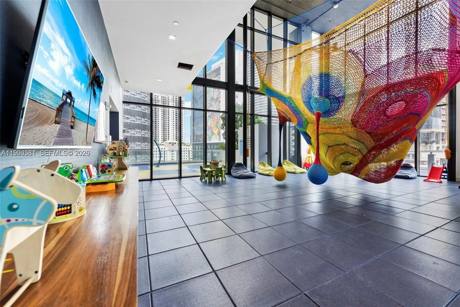 1010 E Brickell Ave 2611, Miami, Florida 33131, Miami, Florida 33131, 2 Bedrooms Bedrooms, ,1 BathroomBathrooms,Residential Lease,For Rent,1010 E Brickell Ave 2611, Miami, Florida 33131,A11993581