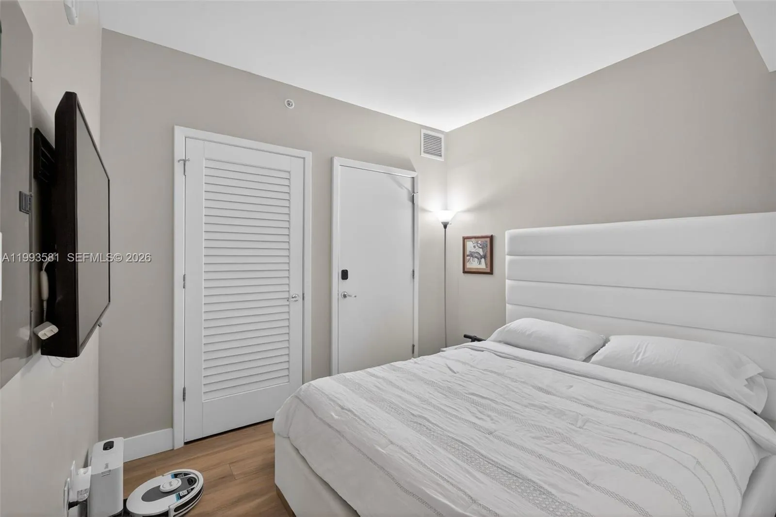 1010 E Brickell Ave 2611, Miami, Florida 33131, Miami, Florida 33131, 2 Bedrooms Bedrooms, ,1 BathroomBathrooms,Residential Lease,For Rent,1010 E Brickell Ave 2611, Miami, Florida 33131,A11993581