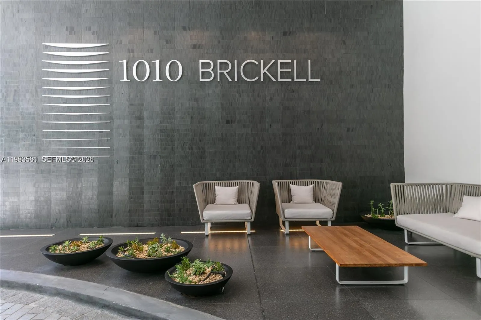 1010 E Brickell Ave 2611, Miami, Florida 33131, Miami, Florida 33131, 2 Bedrooms Bedrooms, ,1 BathroomBathrooms,Residential Lease,For Rent,1010 E Brickell Ave 2611, Miami, Florida 33131,A11993581
