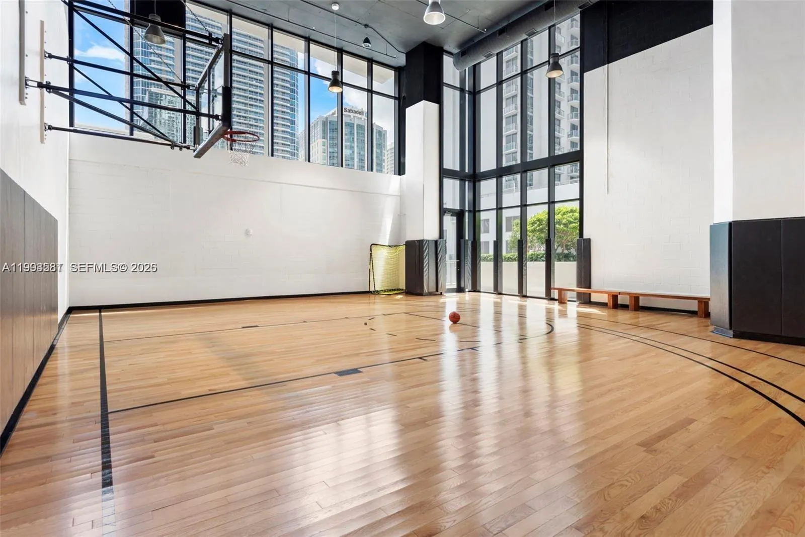 1010 E Brickell Ave 2611, Miami, Florida 33131, Miami, Florida 33131, 2 Bedrooms Bedrooms, ,1 BathroomBathrooms,Residential Lease,For Rent,1010 E Brickell Ave 2611, Miami, Florida 33131,A11993581