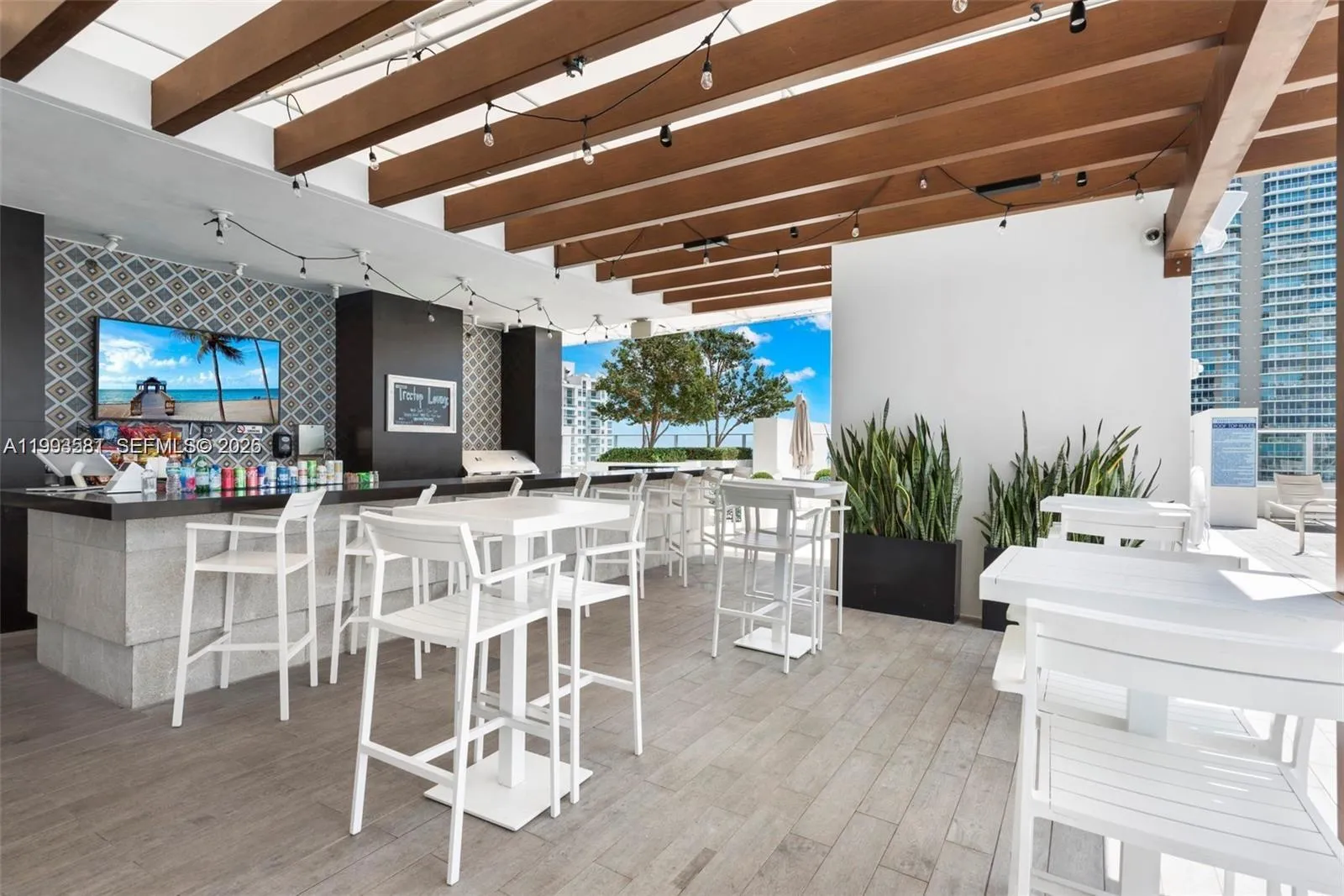 1010 E Brickell Ave 2611, Miami, Florida 33131, Miami, Florida 33131, 2 Bedrooms Bedrooms, ,1 BathroomBathrooms,Residential Lease,For Rent,1010 E Brickell Ave 2611, Miami, Florida 33131,A11993581