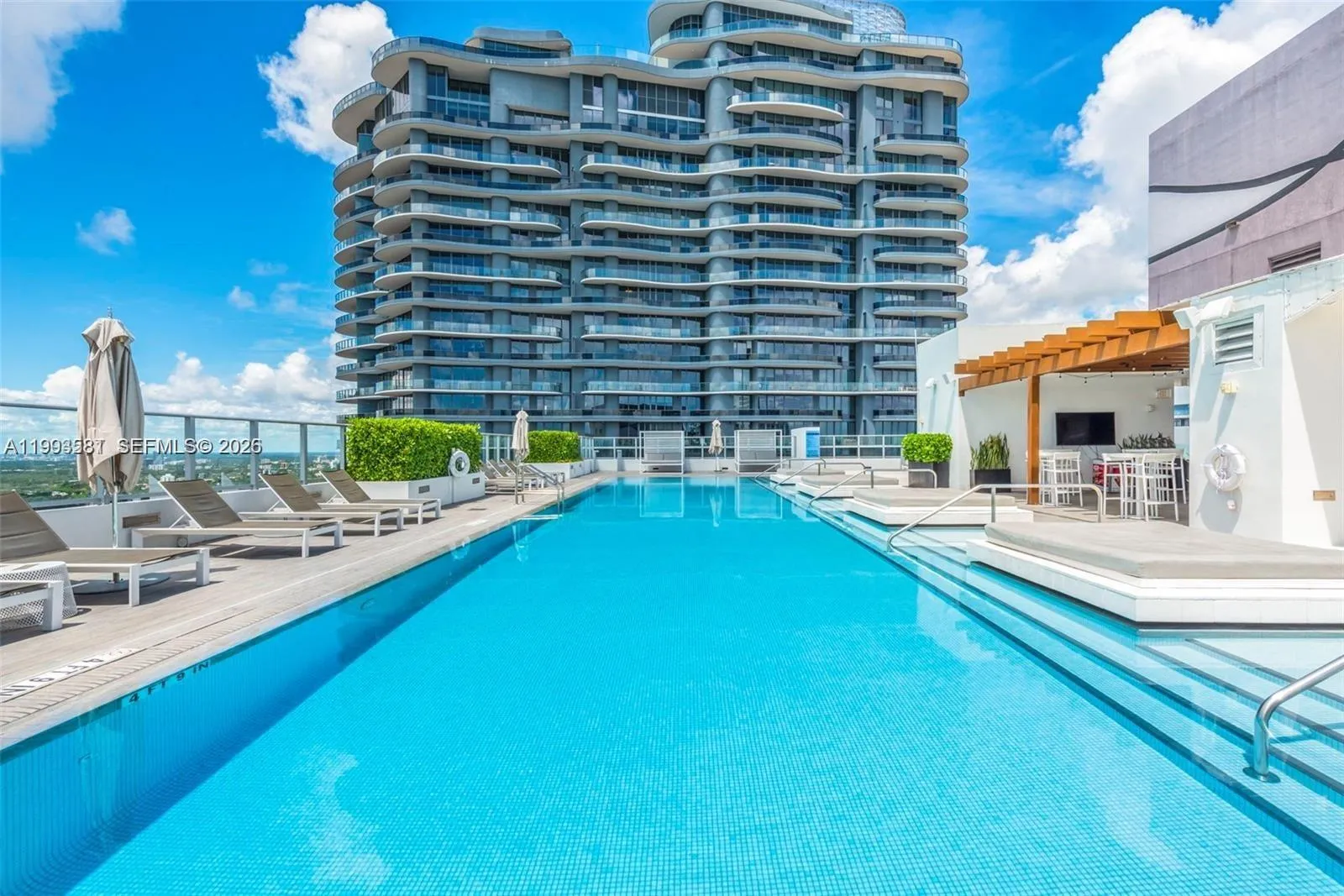 1010 E Brickell Ave 2611, Miami, Florida 33131, Miami, Florida 33131, 2 Bedrooms Bedrooms, ,1 BathroomBathrooms,Residential Lease,For Rent,1010 E Brickell Ave 2611, Miami, Florida 33131,A11993581