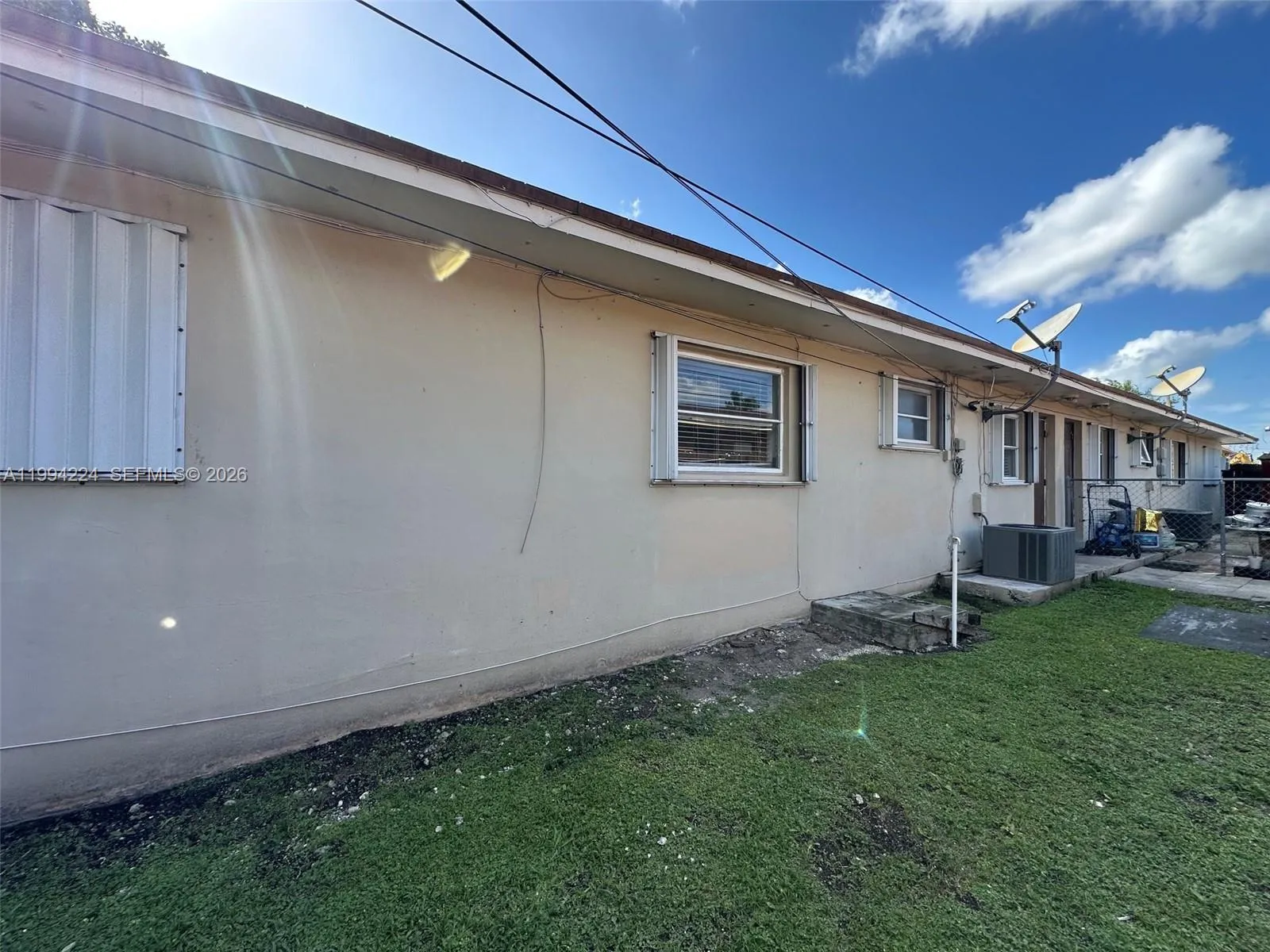 11346 Sw 2nd St Front, Sweetwater, Florida 33174, Sweetwater, Florida 33174, 2 Bedrooms Bedrooms, ,1 BathroomBathrooms,Residential Lease,For Rent,11346 Sw 2nd St Front, Sweetwater, Florida 33174,A11994224