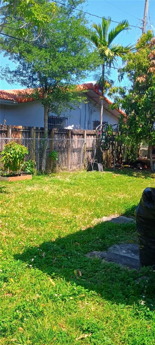 821 Sw 11th St, Miami, Florida 33129, Miami, Florida 33129, ,Residential Income,For Sale,821 Sw 11th St, Miami, Florida 33129,A11994227