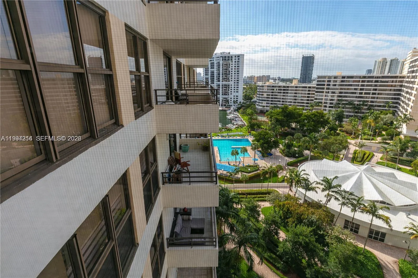 2500 Parkview Dr 1418, Hallandale Beach, Florida 3, Hallandale Beach, Florida 33009, 2 Bedrooms Bedrooms, ,2 BathroomsBathrooms,Residential Lease,For Rent,2500 Parkview Dr 1418, Hallandale Beach, Florida 3,A11994214