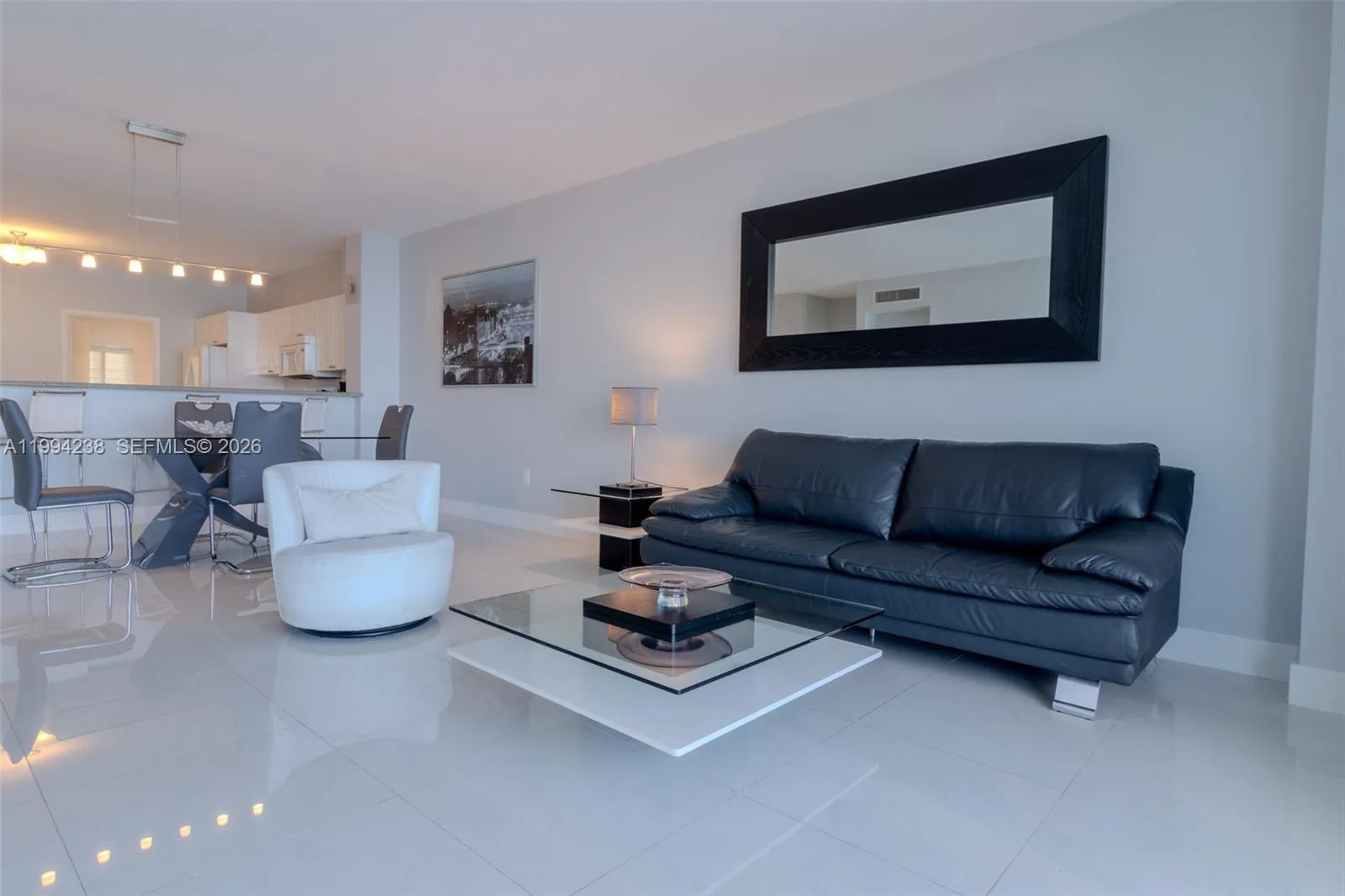 Sunny Isles Beach, Florida 33160, 2 Bedrooms Bedrooms, ,2 BathroomsBathrooms,Residential Lease,For Rent,A11994238