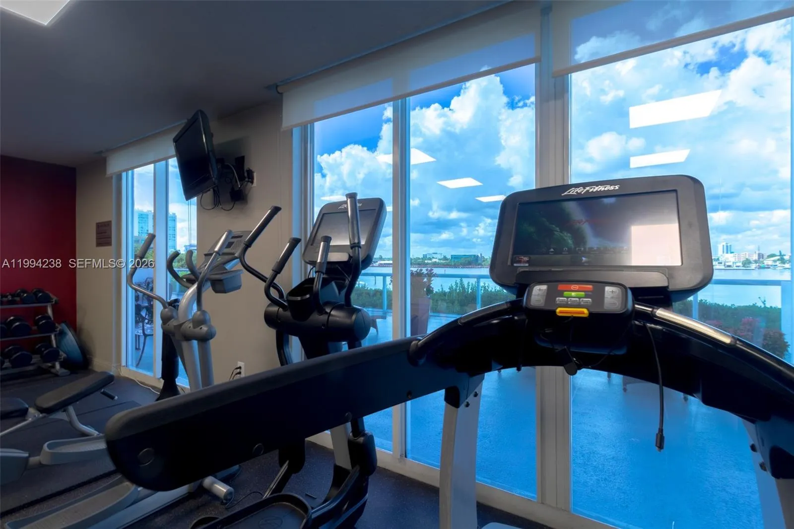 Sunny Isles Beach, Florida 33160, 2 Bedrooms Bedrooms, ,2 BathroomsBathrooms,Residential Lease,For Rent,A11994238