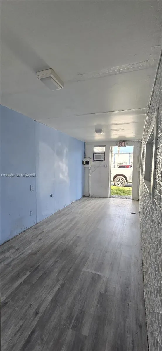 1824 Monroe St 8, Hollywood, Florida 33020, Hollywood, Florida 33020, 1 Bedroom Bedrooms, ,1 BathroomBathrooms,Residential Lease,For Rent,1824 Monroe St 8, Hollywood, Florida 33020,A11994239