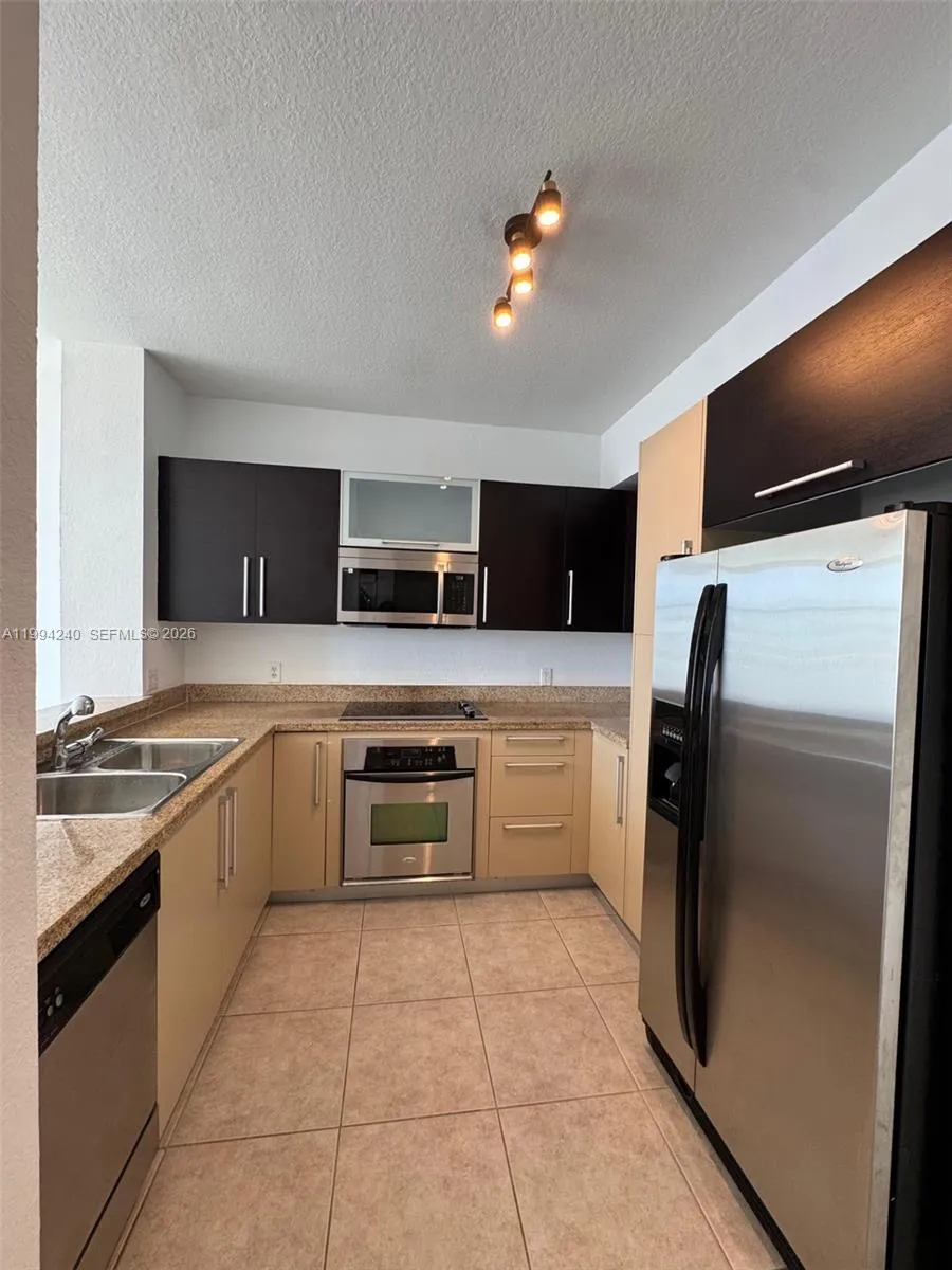 500 Ne 29th St 907, Miami, Florida 33137, Miami, Florida 33137, 1 Bedroom Bedrooms, ,1 BathroomBathrooms,Residential Lease,For Rent,500 Ne 29th St 907, Miami, Florida 33137,A11994240