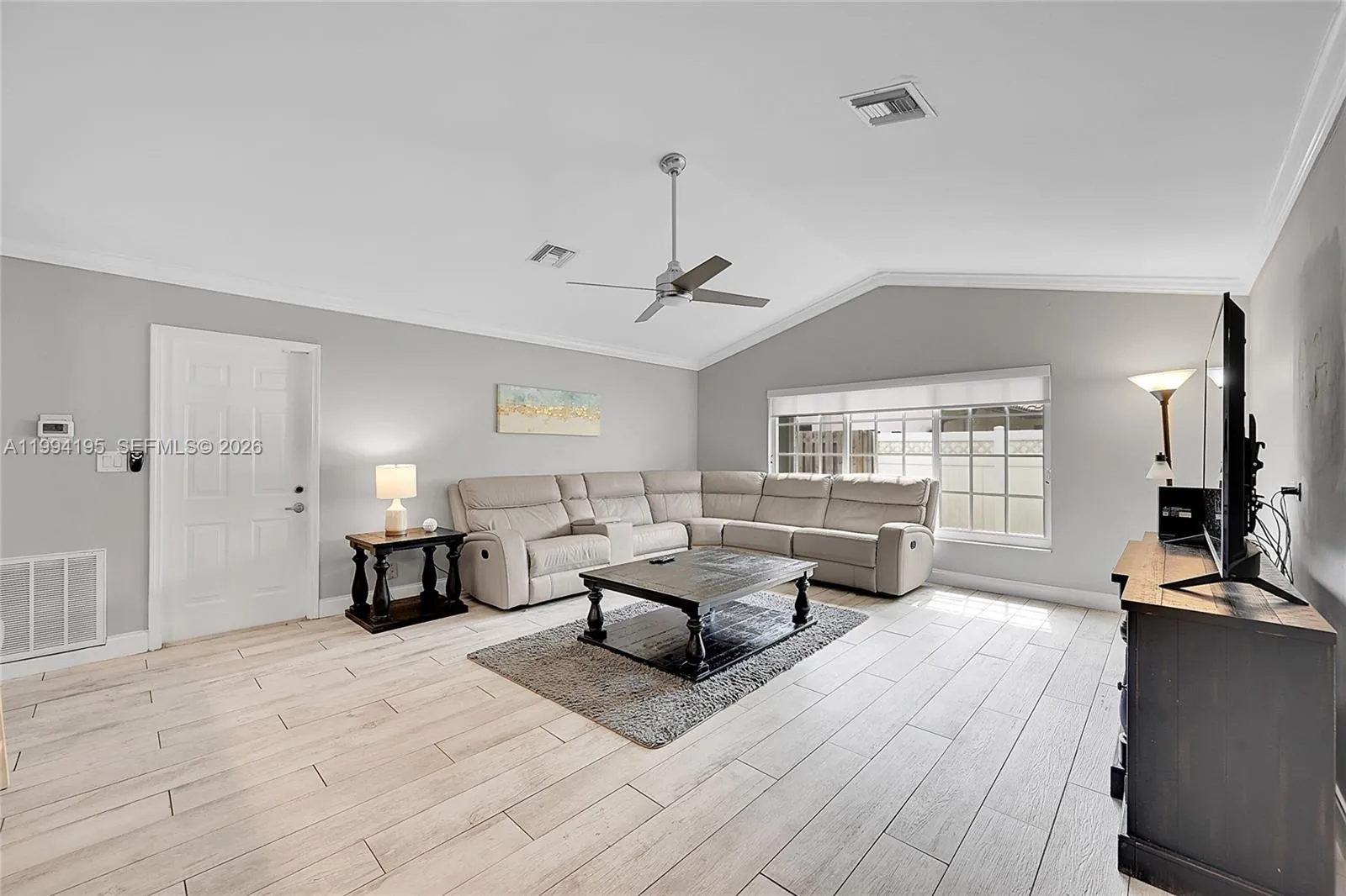 9841 Sw 1st St 9841, Plantation, Florida 33324, Plantation, Florida 33324, 4 Bedrooms Bedrooms, ,2 BathroomsBathrooms,Residential Lease,For Rent,9841 Sw 1st St 9841, Plantation, Florida 33324,A11994195