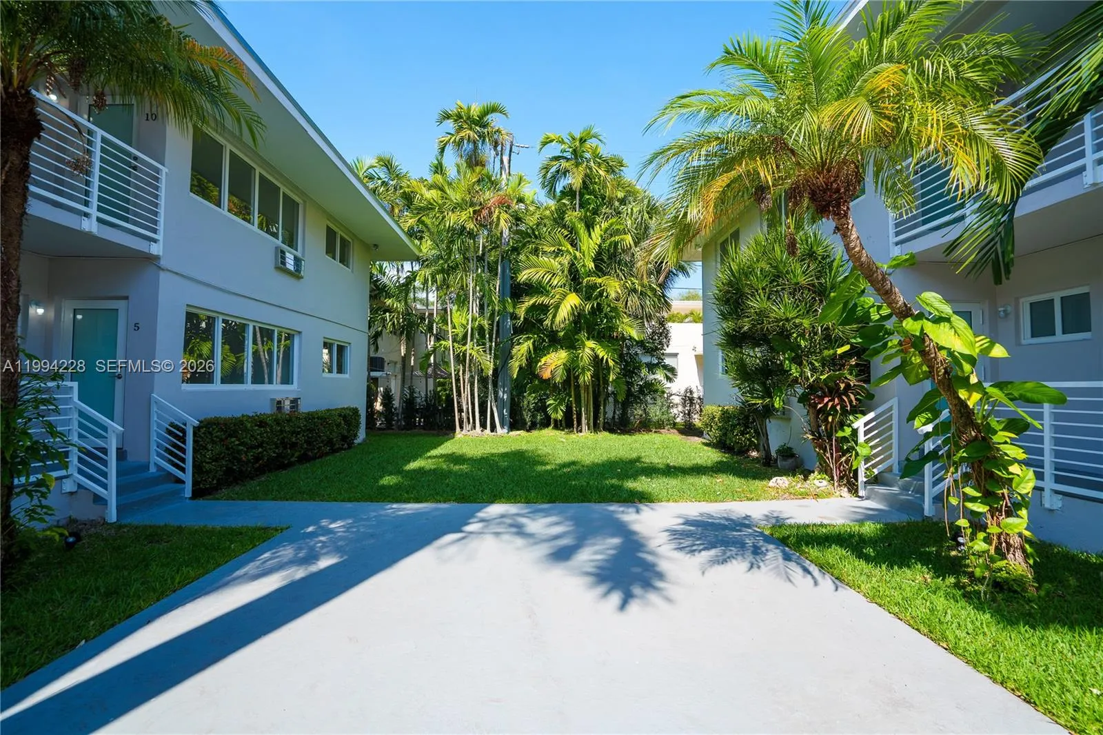 1185 98th St 7, Bay Harbor Islands, Florida 33154, Bay Harbor Islands, Florida 33154, 1 Bedroom Bedrooms, ,1 BathroomBathrooms,Residential Lease,For Rent,1185 98th St 7, Bay Harbor Islands, Florida 33154,A11994228