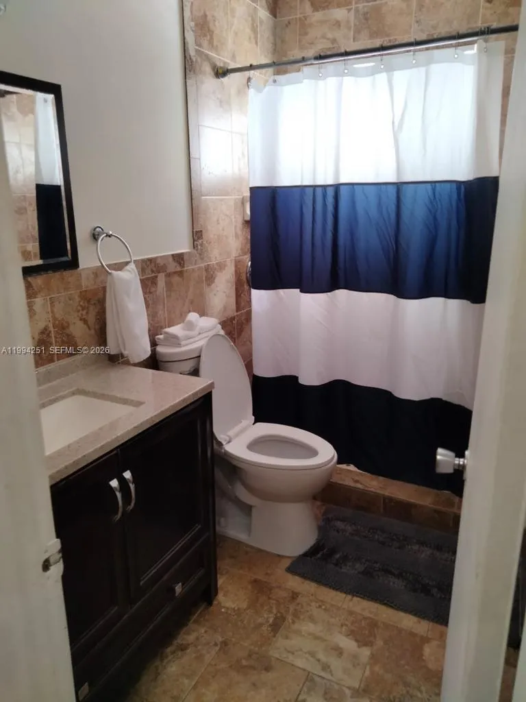 4015 Indian Creek Dr 302, Miami Beach, Florida 331, Miami Beach, Florida 33140, ,1 BathroomBathrooms,Residential Lease,For Rent,4015 Indian Creek Dr 302, Miami Beach, Florida 331,A11994251