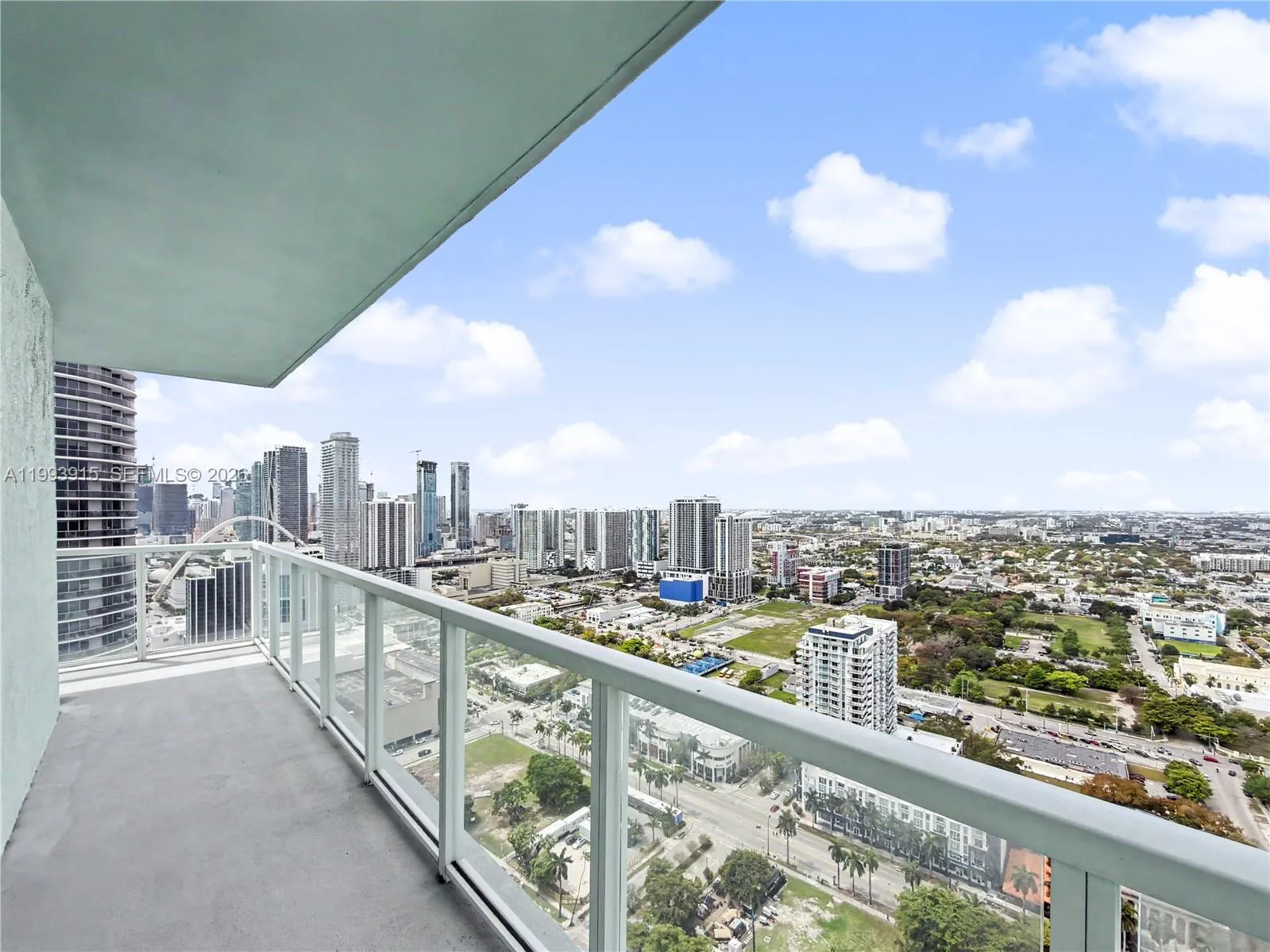 1900 N Bayshore Dr 3811, Miami, Florida 33132, Miami, Florida 33132, 2 Bedrooms Bedrooms, ,2 BathroomsBathrooms,Residential Lease,For Rent,1900 N Bayshore Dr 3811, Miami, Florida 33132,A11993915