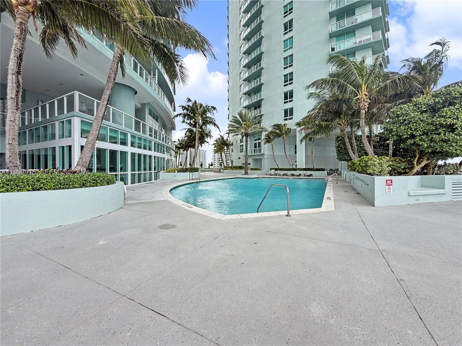 1900 N Bayshore Dr 3811, Miami, Florida 33132, Miami, Florida 33132, 2 Bedrooms Bedrooms, ,2 BathroomsBathrooms,Residential Lease,For Rent,1900 N Bayshore Dr 3811, Miami, Florida 33132,A11993915