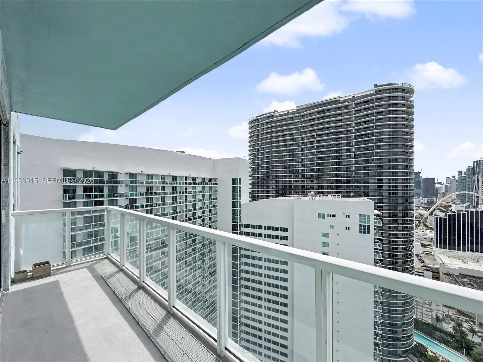 1900 N Bayshore Dr 3811, Miami, Florida 33132, Miami, Florida 33132, 2 Bedrooms Bedrooms, ,2 BathroomsBathrooms,Residential Lease,For Rent,1900 N Bayshore Dr 3811, Miami, Florida 33132,A11993915