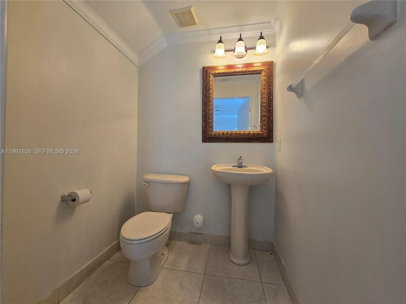 8421 Sw 124th Ave 101, Miami, Florida 33183, Miami, Florida 33183, 3 Bedrooms Bedrooms, ,2 BathroomsBathrooms,Residential Lease,For Rent,8421 Sw 124th Ave 101, Miami, Florida 33183,A11992638