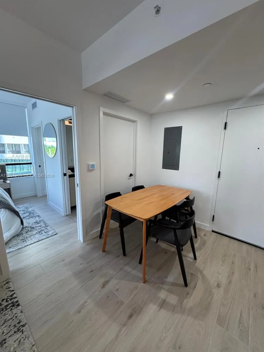 225 N Miami Ave 302, Miami, Florida 33128, Miami, Florida 33128, 1 Bedroom Bedrooms, ,1 BathroomBathrooms,Residential Lease,For Rent,225 N Miami Ave 302, Miami, Florida 33128,A11994263