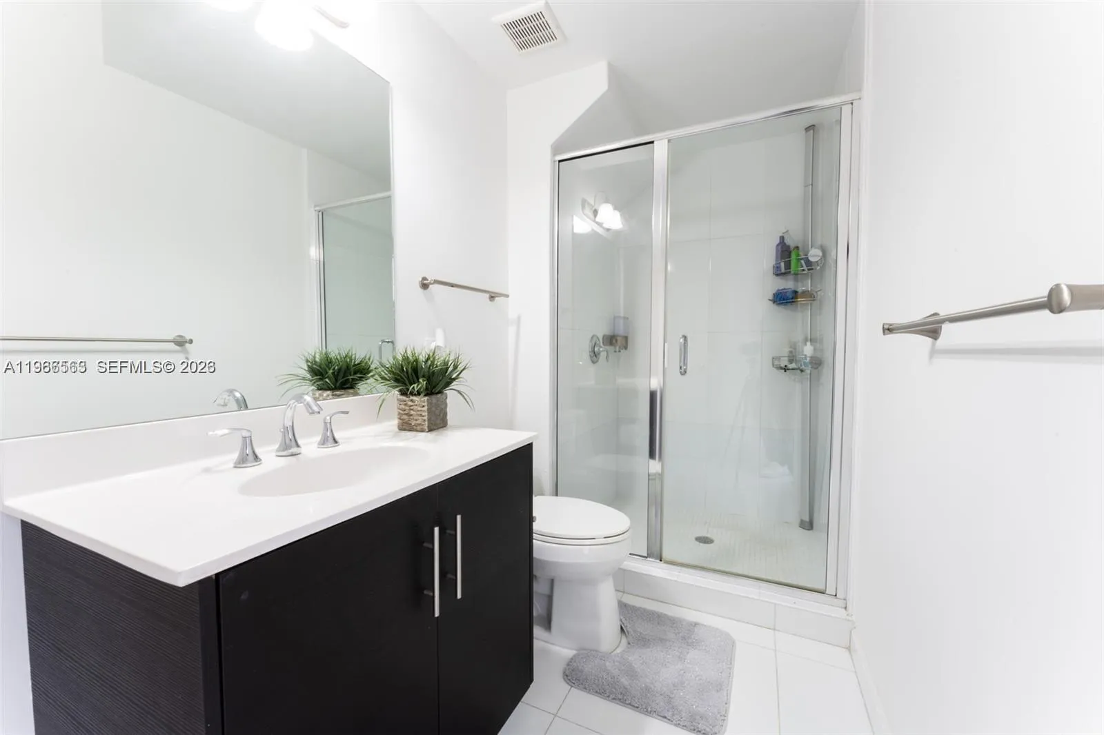 10560 Nw 69 Ter 10560, Doral, Florida 33178, Doral, Florida 33178, 4 Bedrooms Bedrooms, ,4 BathroomsBathrooms,Residential Lease,For Rent,10560 Nw 69 Ter 10560, Doral, Florida 33178,A11966563