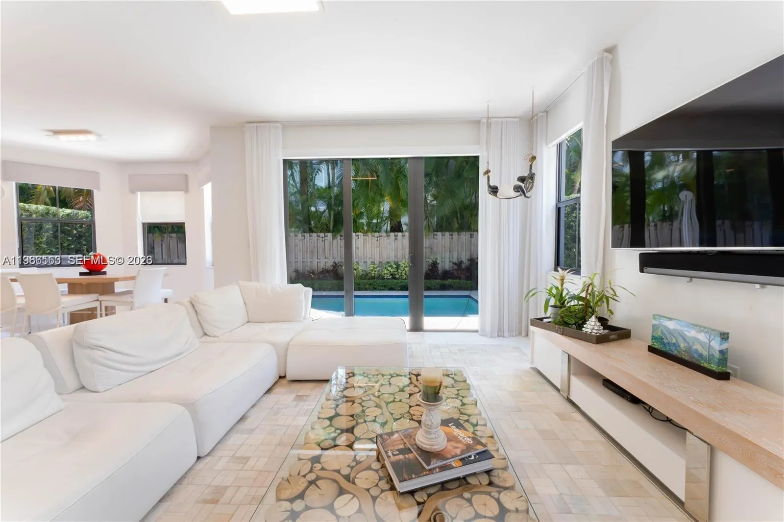 10560 Nw 69 Ter 10560, Doral, Florida 33178, Doral, Florida 33178, 4 Bedrooms Bedrooms, ,4 BathroomsBathrooms,Residential Lease,For Rent,10560 Nw 69 Ter 10560, Doral, Florida 33178,A11966563