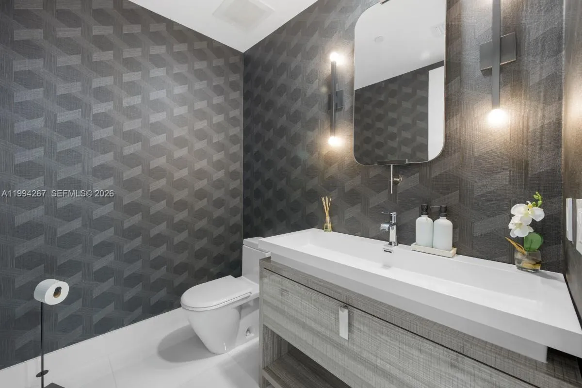 15811 Collins Ave 2002, Sunny Isles Beach, Florida, Sunny Isles Beach, Florida 33160, 3 Bedrooms Bedrooms, ,3 BathroomsBathrooms,Residential Lease,For Rent,15811 Collins Ave 2002, Sunny Isles Beach, Florida,A11994267