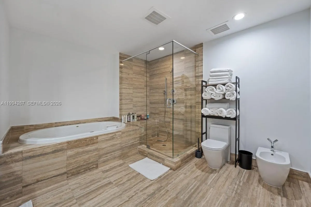 15811 Collins Ave 2002, Sunny Isles Beach, Florida, Sunny Isles Beach, Florida 33160, 3 Bedrooms Bedrooms, ,3 BathroomsBathrooms,Residential Lease,For Rent,15811 Collins Ave 2002, Sunny Isles Beach, Florida,A11994267