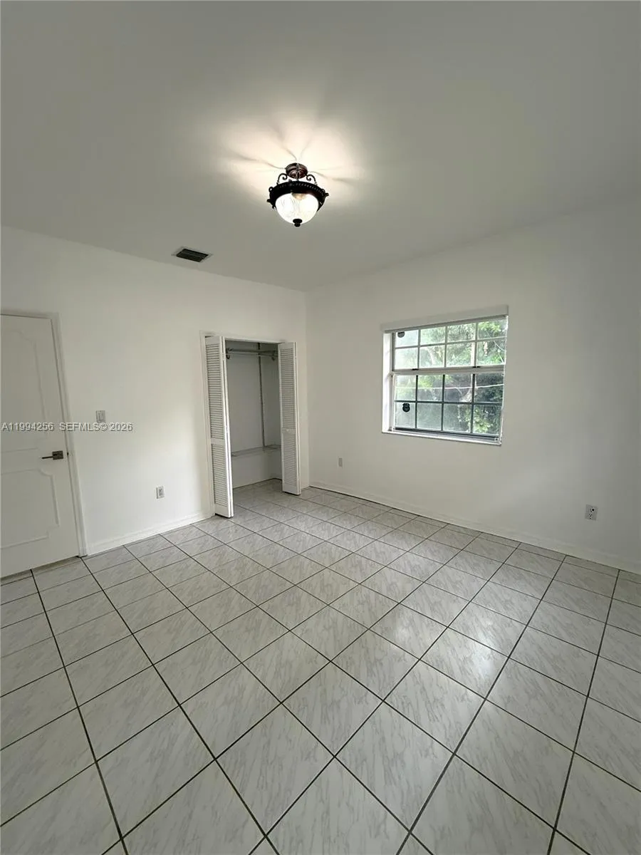 502 Madeira Ave A, Coral Gables, Florida 33134, Coral Gables, Florida 33134, 2 Bedrooms Bedrooms, ,1 BathroomBathrooms,Residential Lease,For Rent,502 Madeira Ave A, Coral Gables, Florida 33134,A11994256