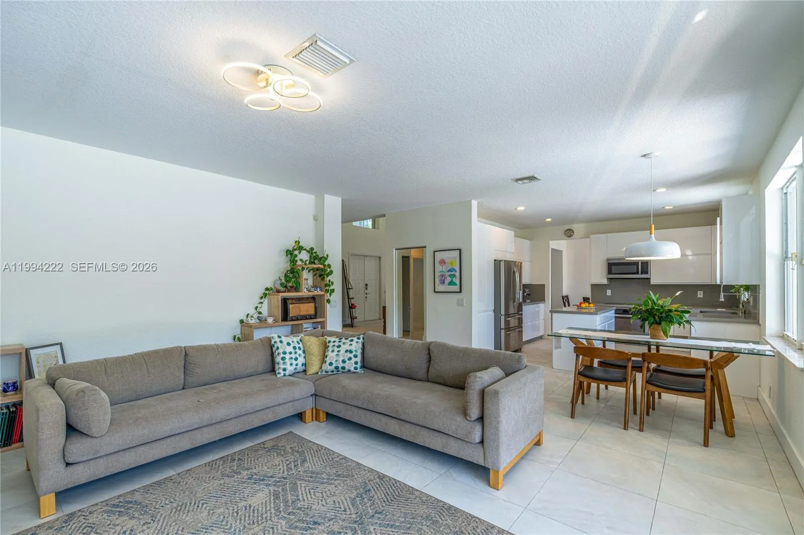 910 Sunflower Cir, Weston, Florida 33327, Weston, Florida 33327, 5 Bedrooms Bedrooms, ,4 BathroomsBathrooms,Residential,For Sale,910 Sunflower Cir, Weston, Florida 33327,A11994222