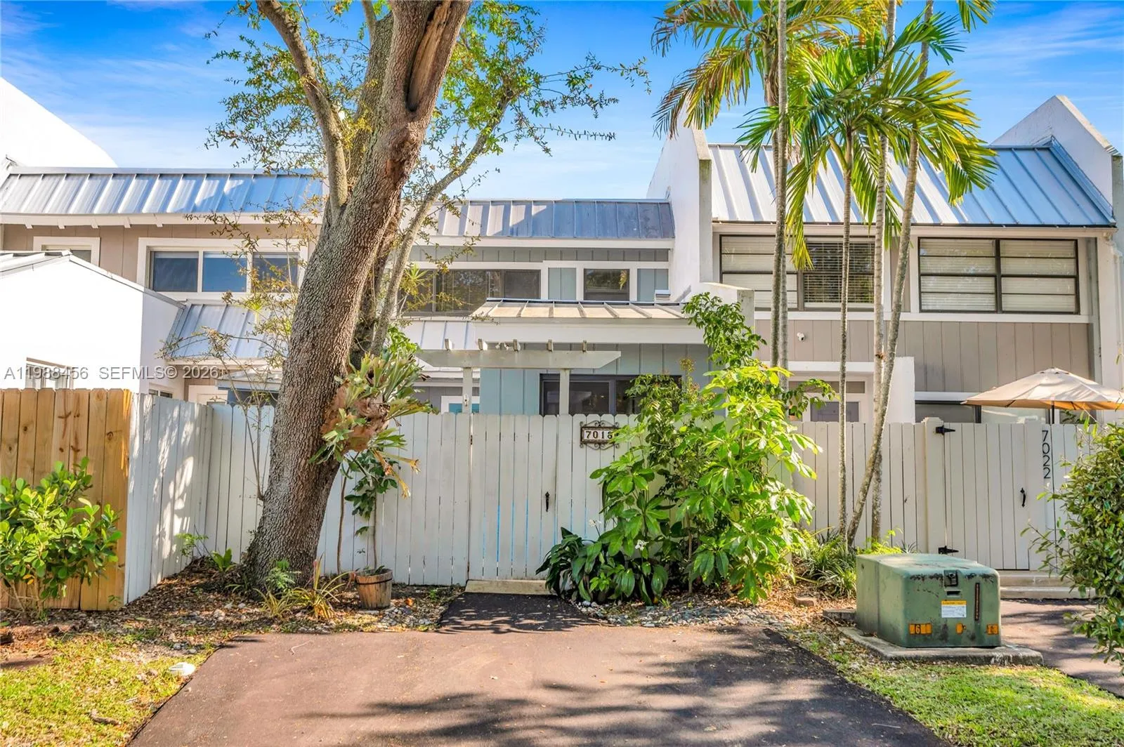 7018 Sw 53rd Ln, Miami, Florida 33155, Miami, Florida 33155, 3 Bedrooms Bedrooms, ,3 BathroomsBathrooms,Residential Lease,For Rent,7018 Sw 53rd Ln, Miami, Florida 33155,A11988456