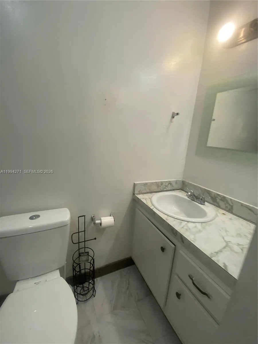 2627 Nw 47th Ter 206, Lauderdale Lakes, Florida 33, Lauderdale Lakes, Florida 33313, 3 Bedrooms Bedrooms, ,2 BathroomsBathrooms,Residential,For Sale,2627 Nw 47th Ter 206, Lauderdale Lakes, Florida 33,A11994271