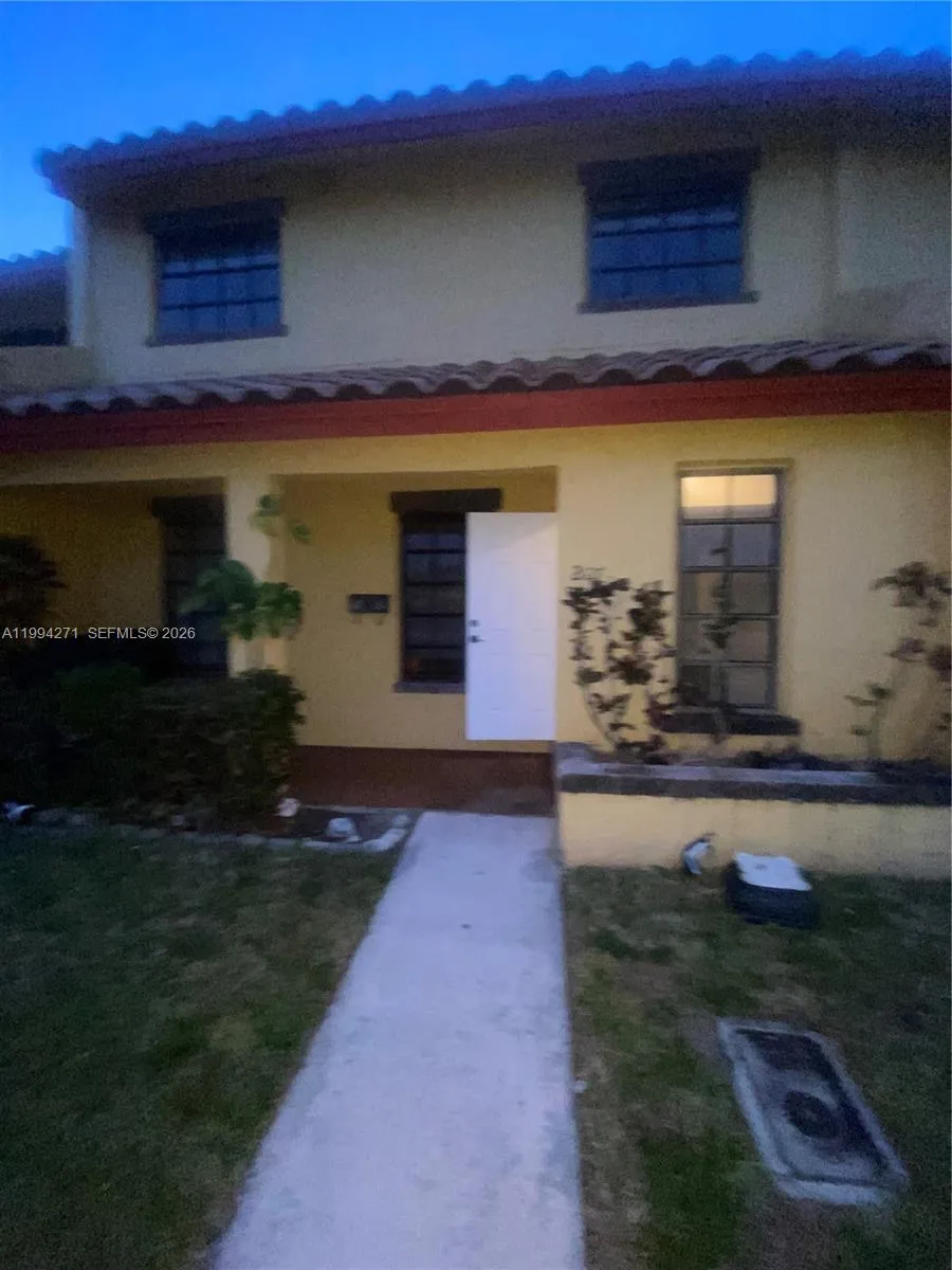 2627 Nw 47th Ter 206, Lauderdale Lakes, Florida 33, Lauderdale Lakes, Florida 33313, 3 Bedrooms Bedrooms, ,2 BathroomsBathrooms,Residential,For Sale,2627 Nw 47th Ter 206, Lauderdale Lakes, Florida 33,A11994271 2627 Nw 47th Ter 206, Lauderdale Lakes, Florida 33, Lauderdale Lakes, Florida 33313, 3 Bedrooms Bedrooms, ,2 BathroomsBathrooms,Residential,For Sale,2627 Nw 47th Ter 206, Lauderdale Lakes, Florida 33,A11994271