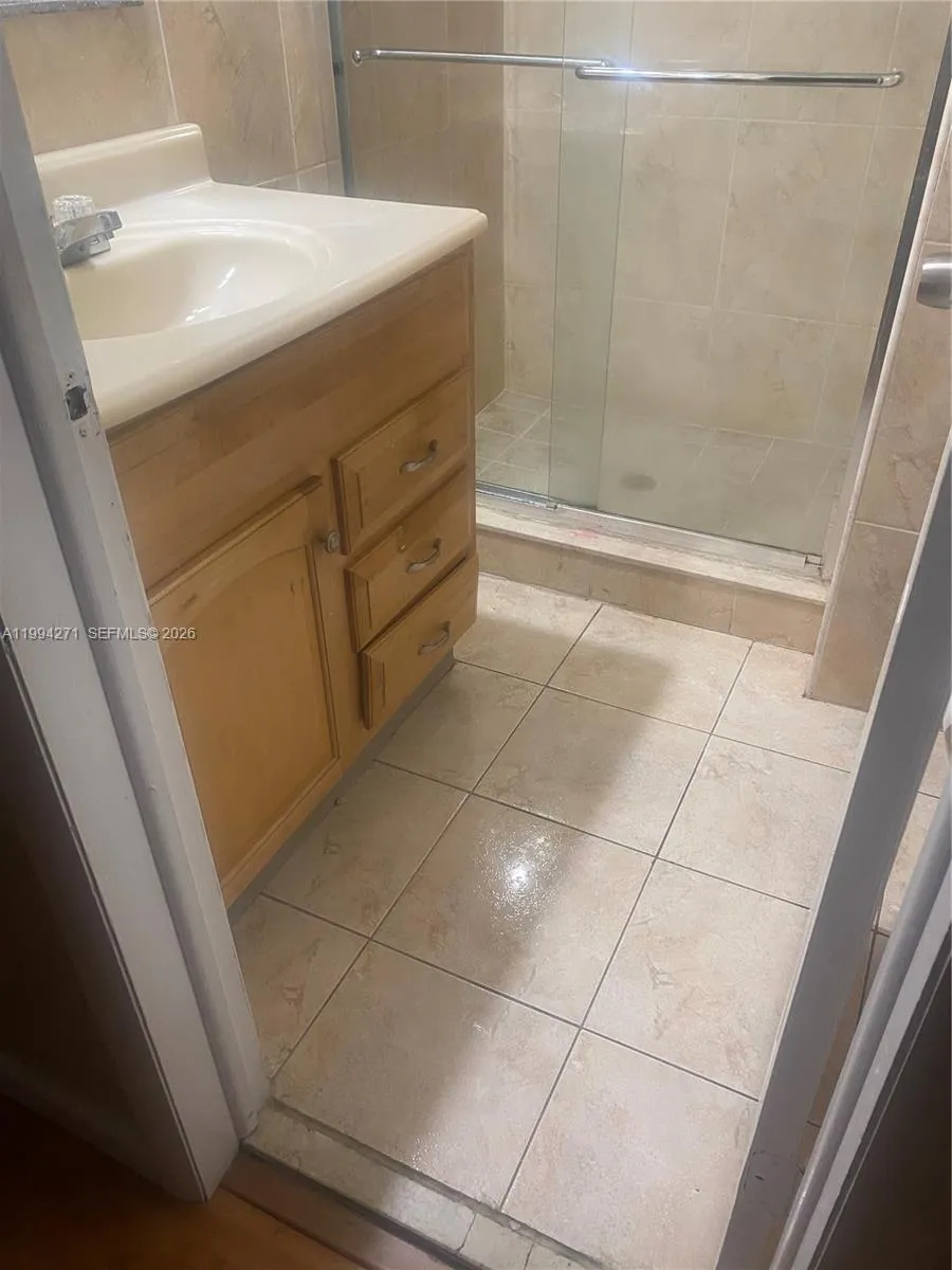 2627 Nw 47th Ter 206, Lauderdale Lakes, Florida 33, Lauderdale Lakes, Florida 33313, 3 Bedrooms Bedrooms, ,2 BathroomsBathrooms,Residential,For Sale,2627 Nw 47th Ter 206, Lauderdale Lakes, Florida 33,A11994271