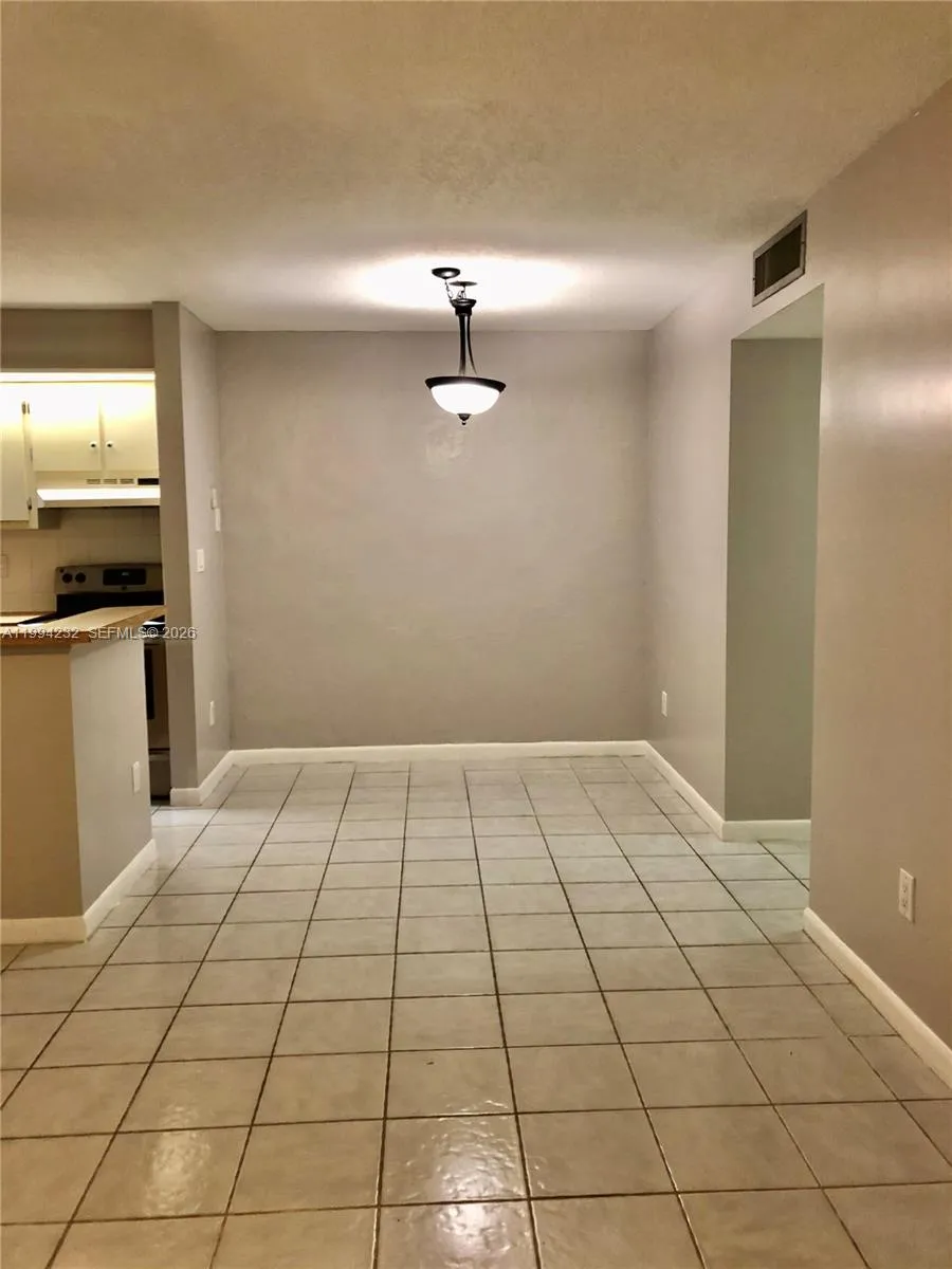 9753 W Mcnab Rd 112, Tamarac, Florida 33321, Tamarac, Florida 33321, 2 Bedrooms Bedrooms, ,2 BathroomsBathrooms,Residential Lease,For Rent,9753 W Mcnab Rd 112, Tamarac, Florida 33321,A11994232