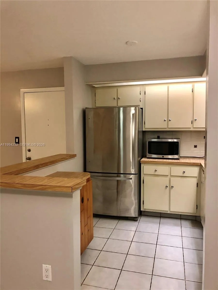 9753 W Mcnab Rd 112, Tamarac, Florida 33321, Tamarac, Florida 33321, 2 Bedrooms Bedrooms, ,2 BathroomsBathrooms,Residential Lease,For Rent,9753 W Mcnab Rd 112, Tamarac, Florida 33321,A11994232