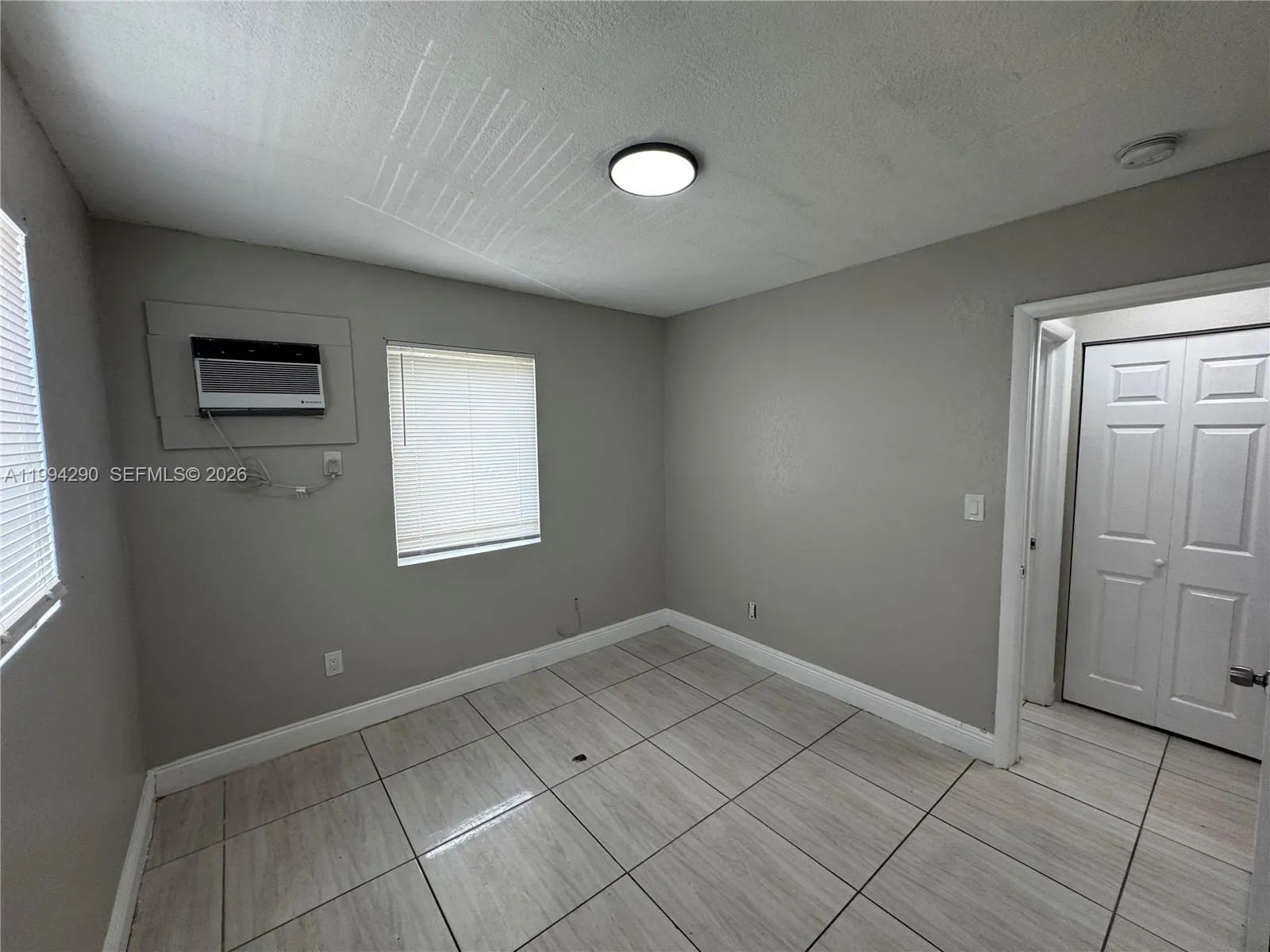 1940 Washington Ave 12, Opa Locka, Florida 33054, Opa Locka, Florida 33054, 2 Bedrooms Bedrooms, ,1 BathroomBathrooms,Residential Lease,For Rent,1940 Washington Ave 12, Opa Locka, Florida 33054,A11994290