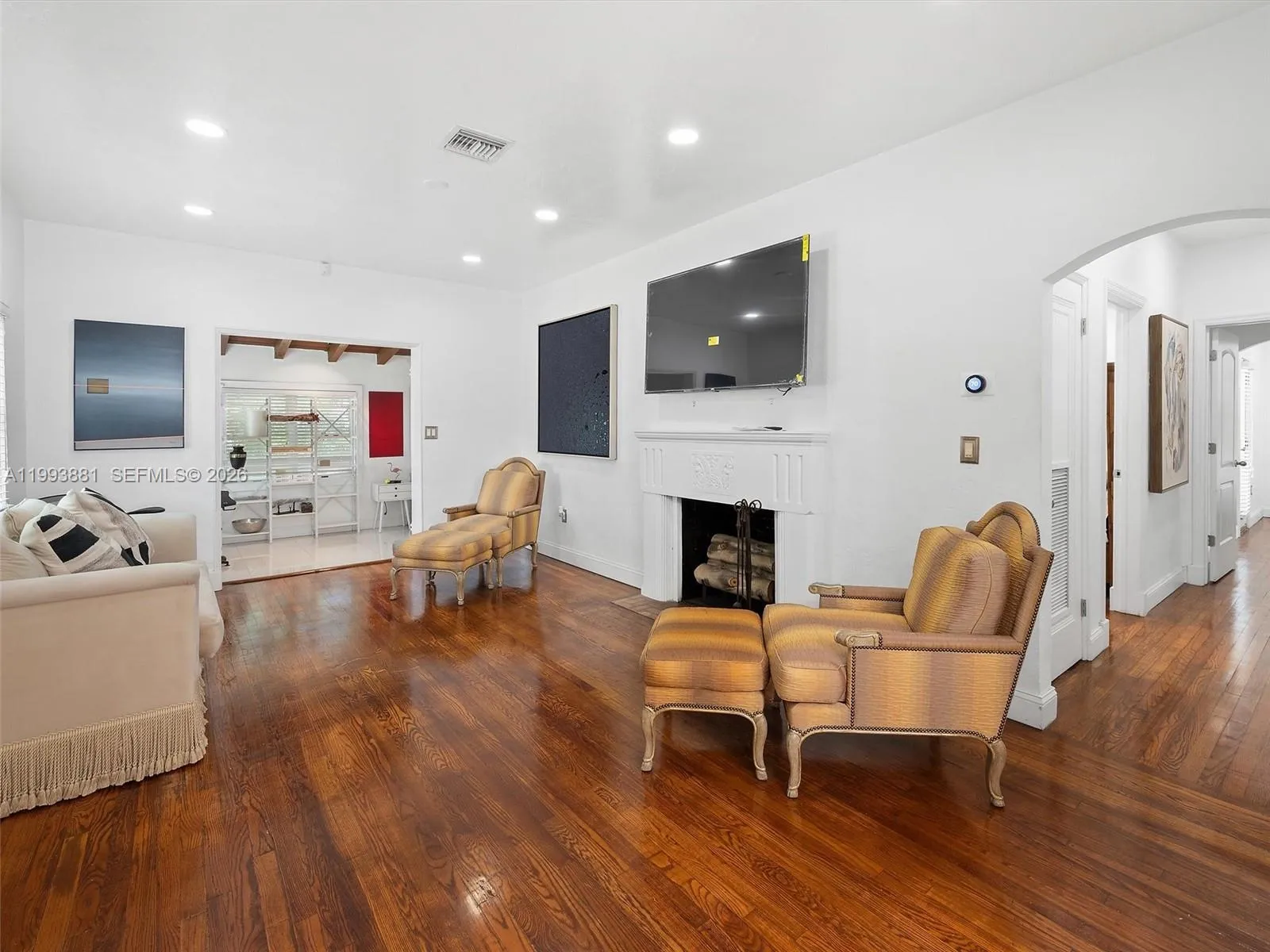 314 Romano Ave 0, Coral Gables, Florida 33134, Coral Gables, Florida 33134, 2 Bedrooms Bedrooms, ,1 BathroomBathrooms,Residential Lease,For Rent,314 Romano Ave 0, Coral Gables, Florida 33134,A11993881