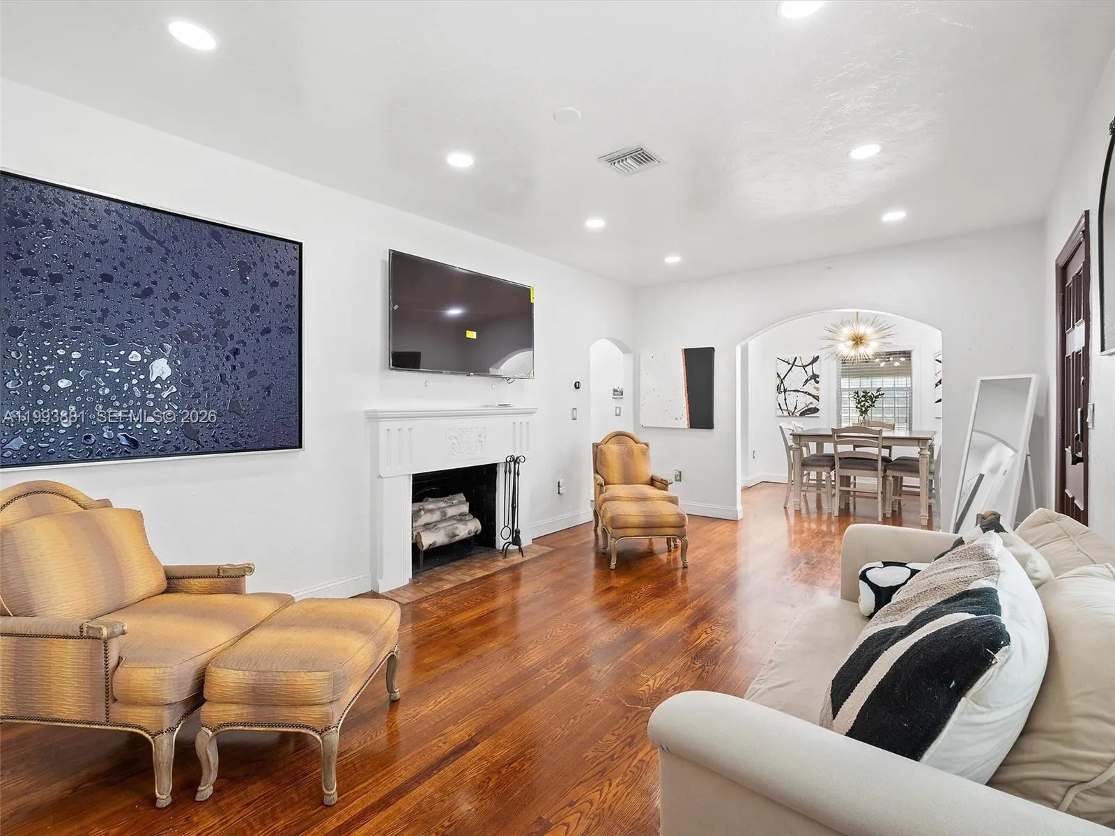 314 Romano Ave 0, Coral Gables, Florida 33134, Coral Gables, Florida 33134, 2 Bedrooms Bedrooms, ,1 BathroomBathrooms,Residential Lease,For Rent,314 Romano Ave 0, Coral Gables, Florida 33134,A11993881