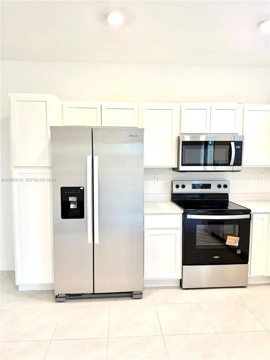 359 Ne 16th St, Florida City, Florida 33034, Florida City, Florida 33034, 3 Bedrooms Bedrooms, ,3 BathroomsBathrooms,Residential Lease,For Rent,359 Ne 16th St, Florida City, Florida 33034,A11992819