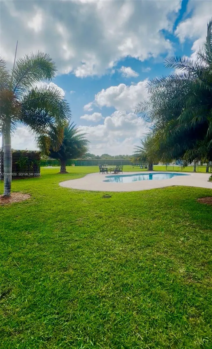 16925 Sw 170th Ave, Miami, Florida 33187, Miami, Florida 33187, 4 Bedrooms Bedrooms, ,4 BathroomsBathrooms,Residential,For Sale,16925 Sw 170th Ave, Miami, Florida 33187,A11991828