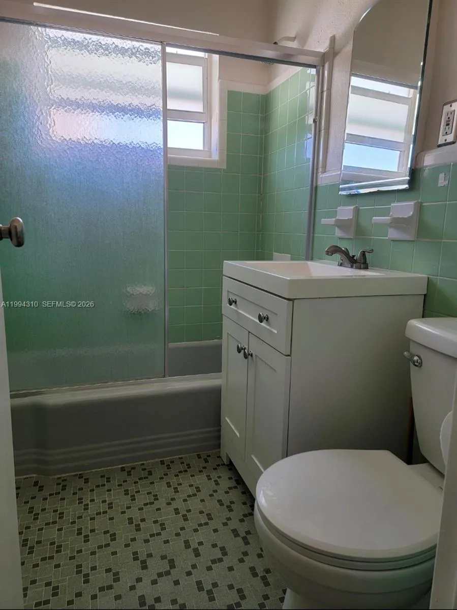 620 76th St 11, Miami Beach, Florida 33141, Miami Beach, Florida 33141, ,1 BathroomBathrooms,Residential Lease,For Rent,620 76th St 11, Miami Beach, Florida 33141,A11994310