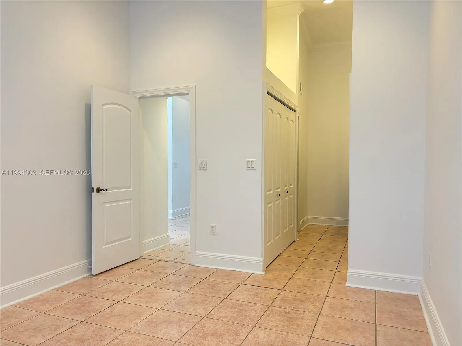 6702 Nw 190th St 6702, Hialeah, Florida 33015, Hialeah, Florida 33015, 2 Bedrooms Bedrooms, ,2 BathroomsBathrooms,Residential Lease,For Rent,6702 Nw 190th St 6702, Hialeah, Florida 33015,A11994303
